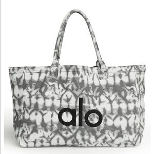 Alo yoga tote bag